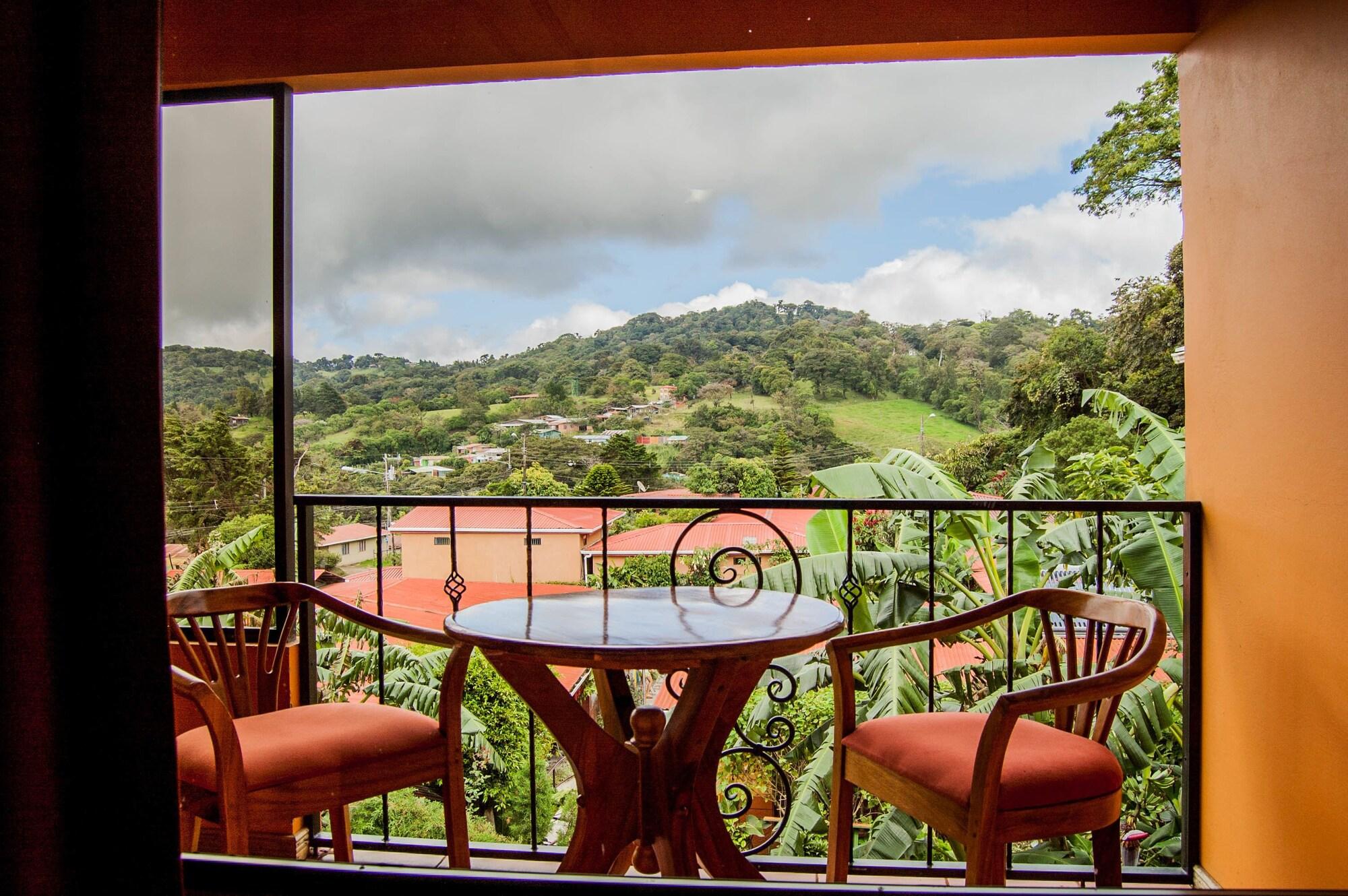 Hotel Cipreses Monteverde Exterior photo