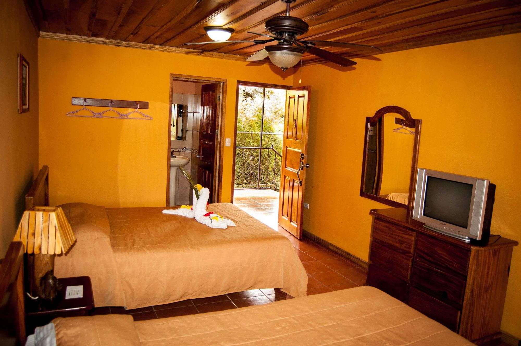 Hotel Cipreses Monteverde Exterior photo