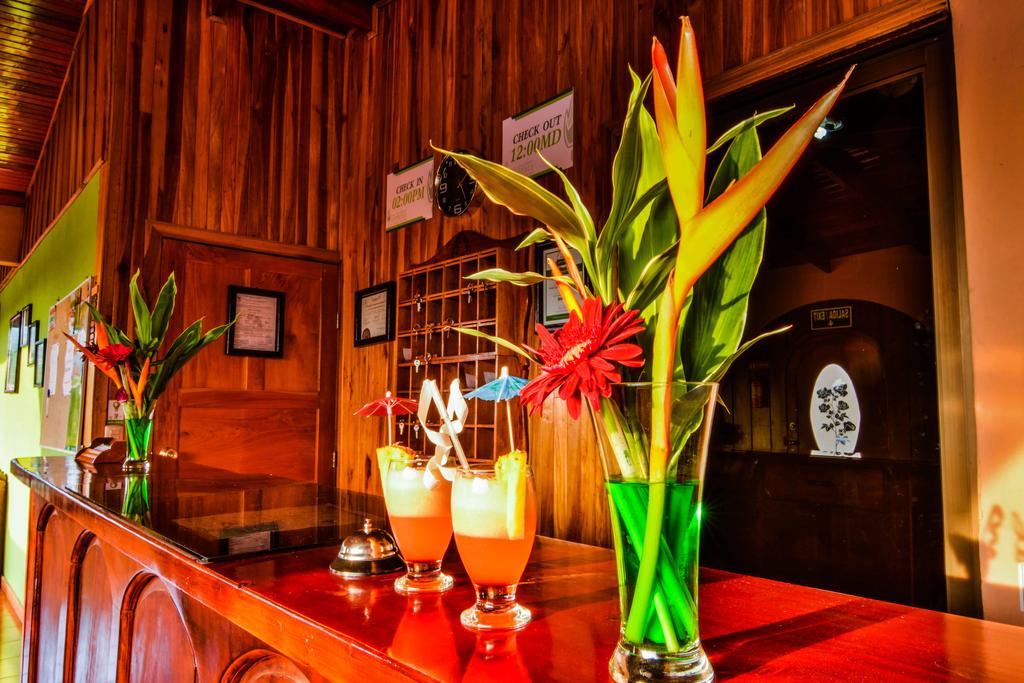 Hotel Cipreses Monteverde Exterior photo