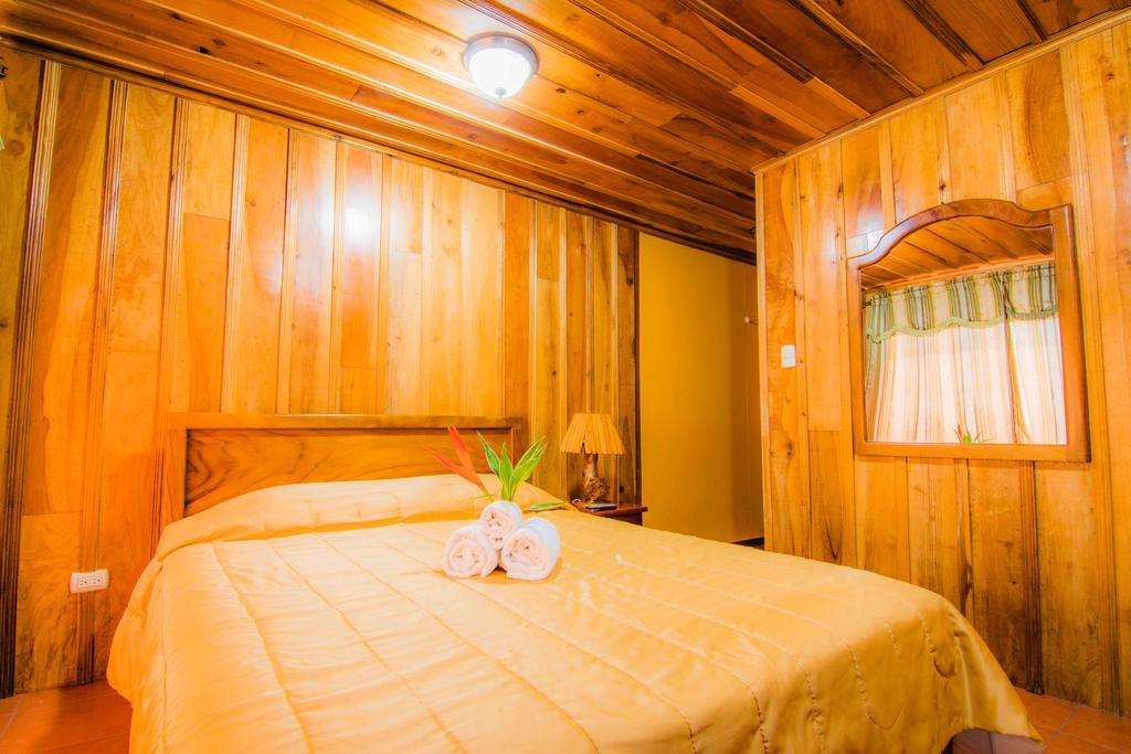 Hotel Cipreses Monteverde Exterior photo
